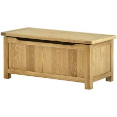 Hunningham Blanket Box